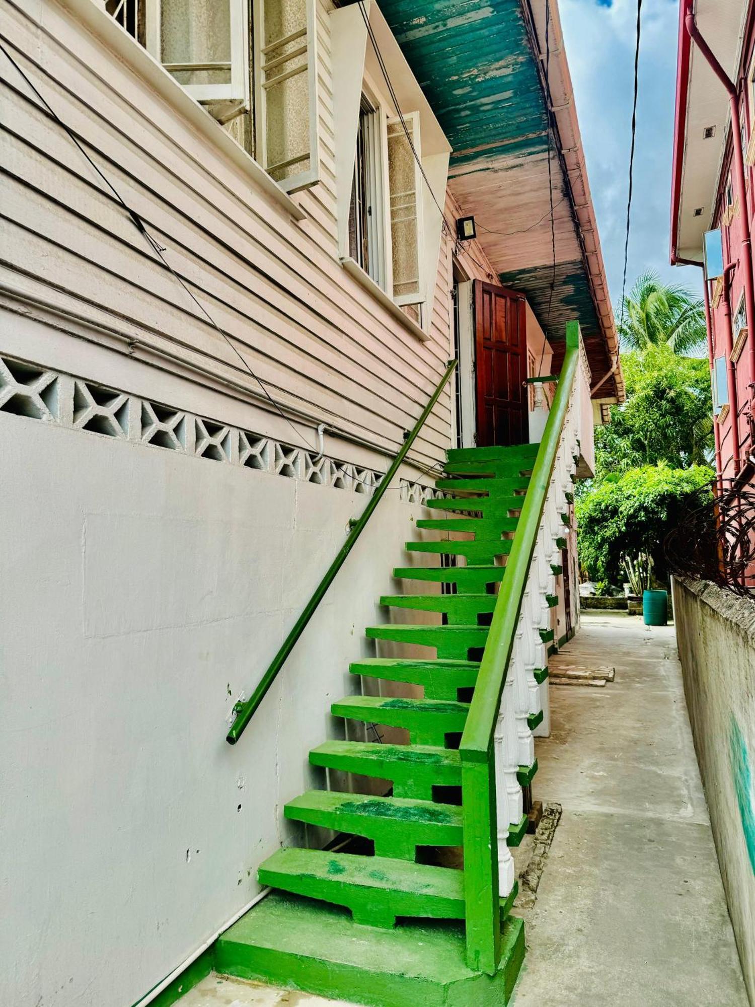 Smith'S Homestay Georgetown Zewnętrze zdjęcie